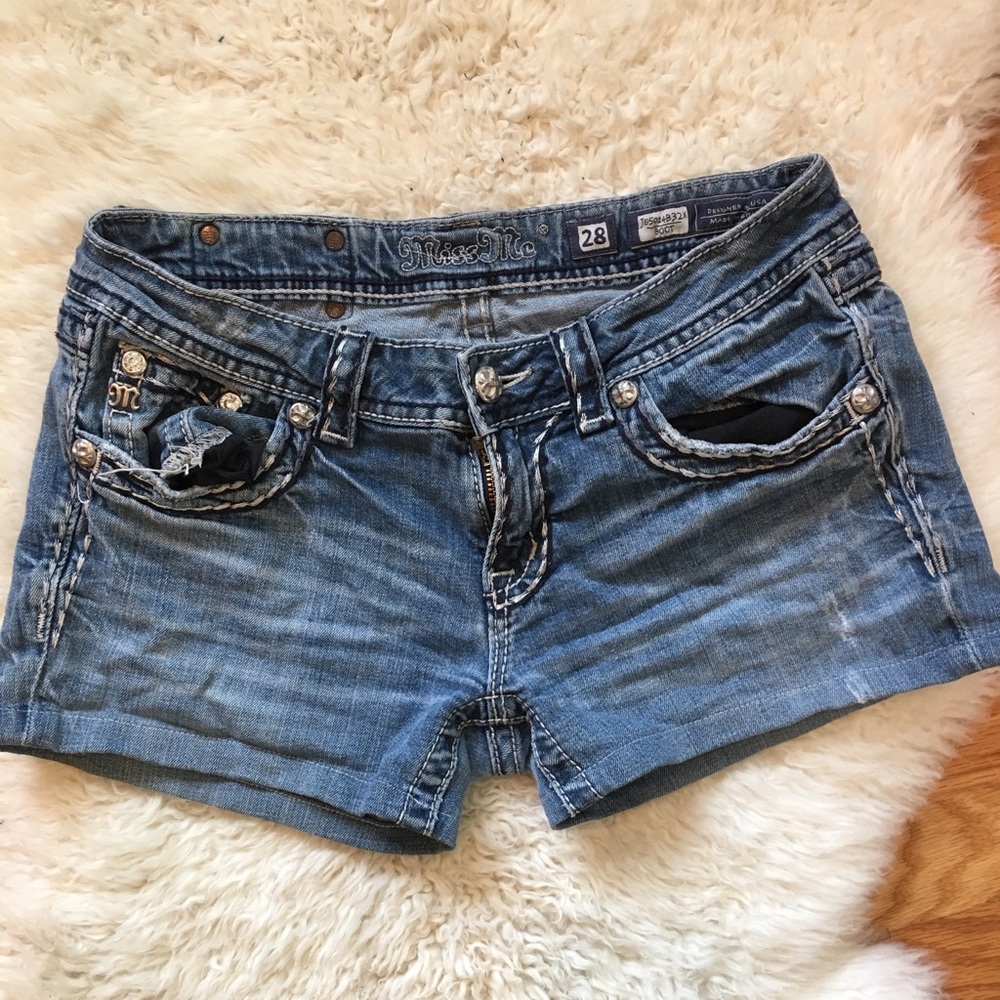 Miss Me shorts 28